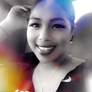 Meet your Posher, Alexiss